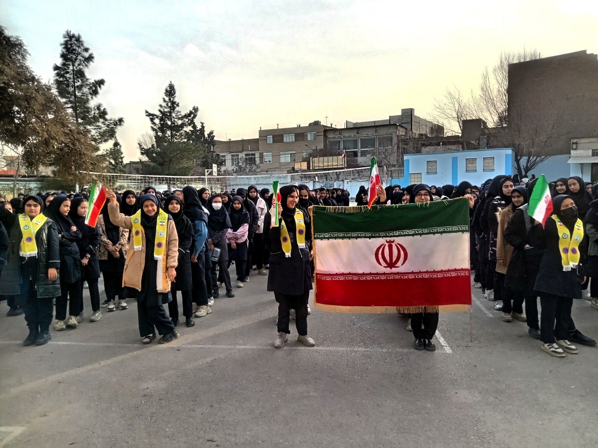 مراسم ولادت حضرت مهدی(عج)  و جشن گرامیداشت دهه فجر