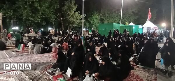 ۶۰ شب حضور مستمر؛ مردمی که قلبشان به عشق وطن می‌تپد