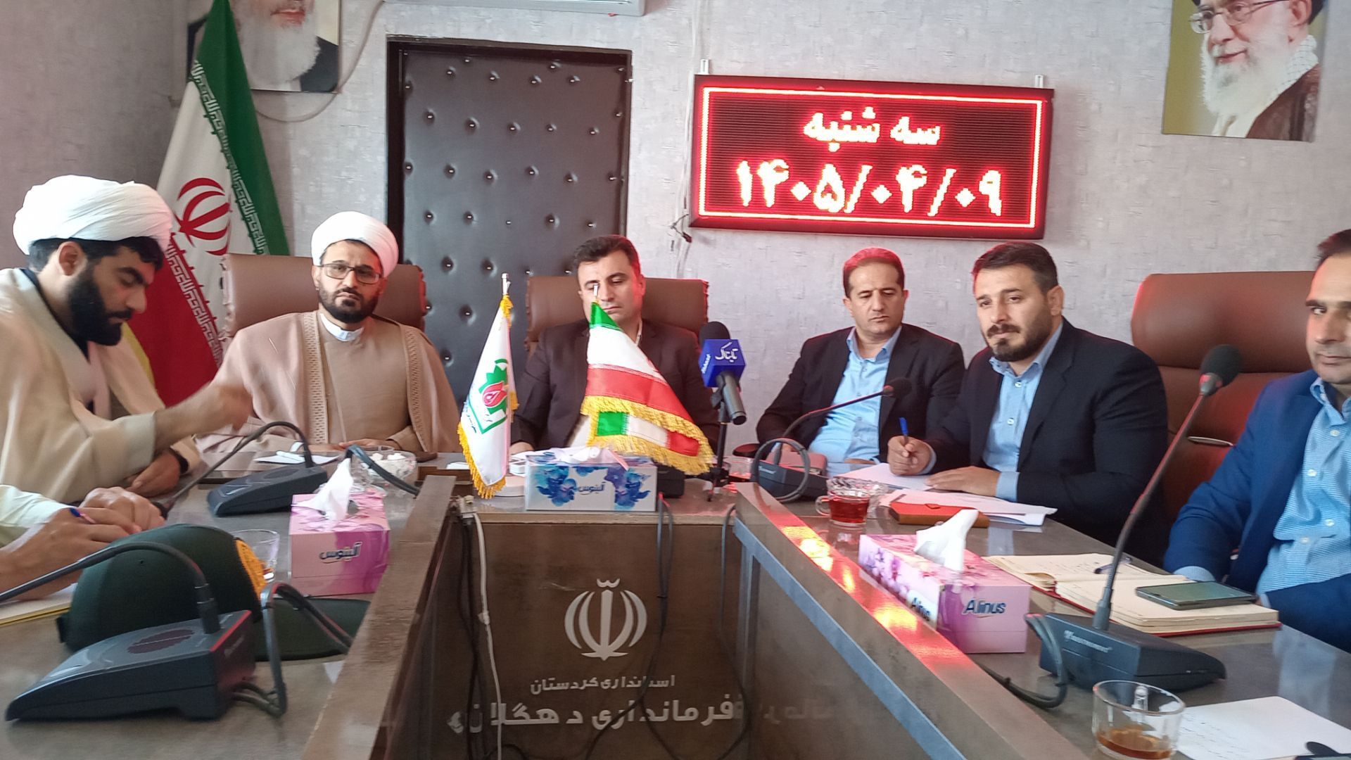 هم‌اندیشی مسئولان دهگلان با محوریت اوقات فراغت 