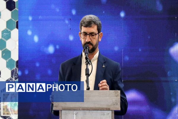 یک خشت هزار امید