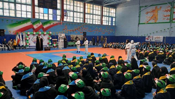  همایش دانش‌آموزی یاوران انقلاب شهرستان ورامین