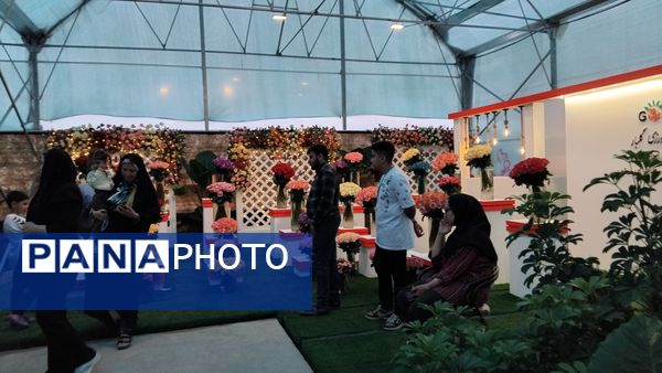 جشنواره گل‌و‌گیاه در محلات