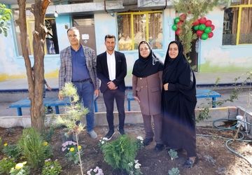اجرای ویژه برنامه مهر سبز در دبستان هیئت امنایی امید ناحیه ۳