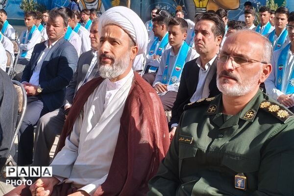 آغاز سال تحصیلی در دبیرستان نمونه دولتی شهدای علم و فناوری با عطر دفاع مقدس