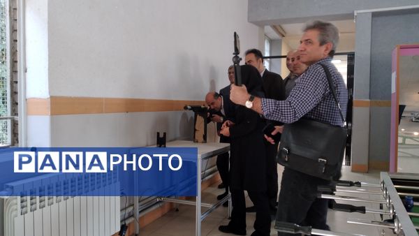 توزیع تجهیزات هنرستان‌ها در بازدید معاون متوسطه وزیر آموزش و پرورش 