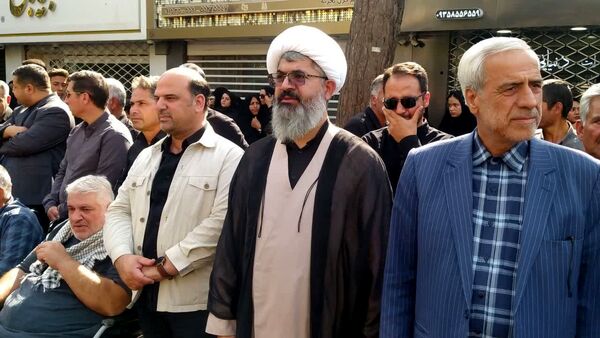 مراسم تشییع پیکر شهید جانباز «علی رفیعی» در کاشمر 