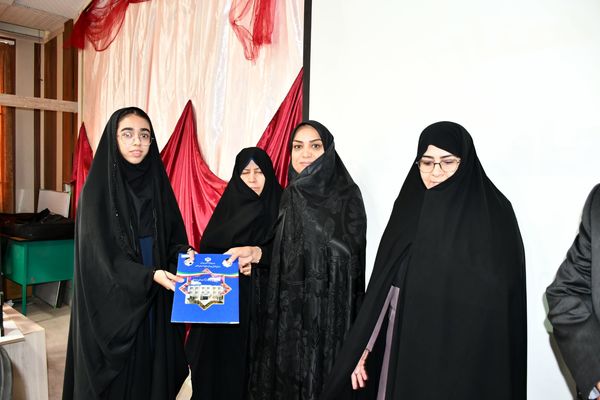 جشن ستارگان آموزش و پرورش مه‌ولات