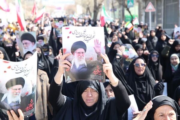 خروش و گردهمایی پرشور مردمی در اسدآباد