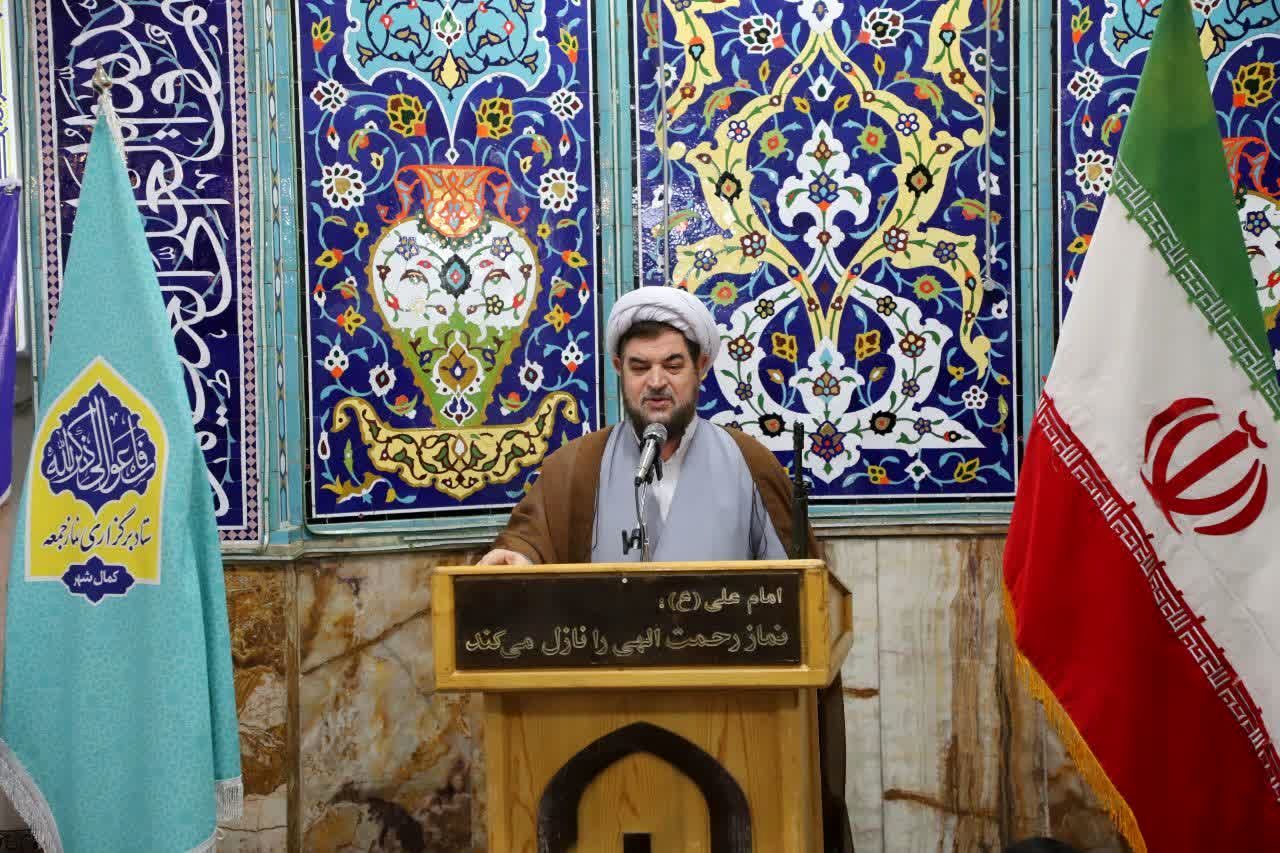 روزه و عبادت در ماه رجب، انسان را از عذاب قبر و آتش دوزخ در امان می‌دارد