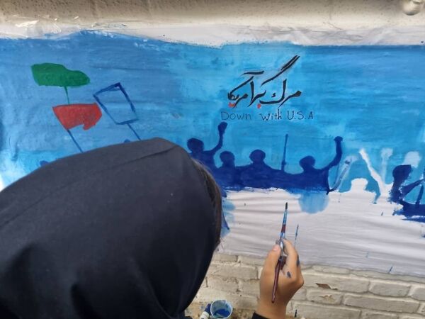  روز دانش‌آموز در دبیرستان شهیده قزوینی