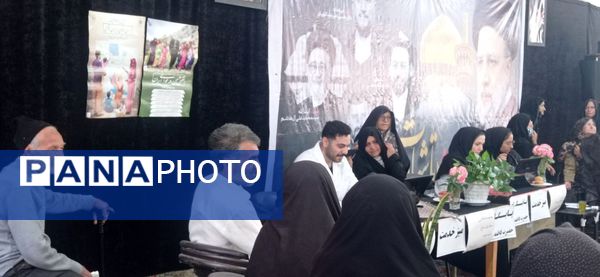 در سالروز شهادت شهید خدمت،میز خدمت در شهر نسر برپا شد