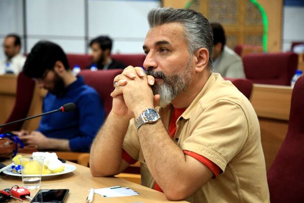 نشست صمیمی مدیران رسانه با استاندار قم