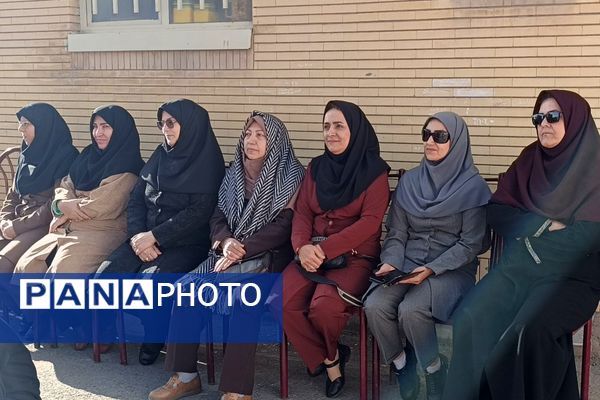 مراسم جشن میلاد امام زمان (عج) در دبیرستان مهر نیشابور 