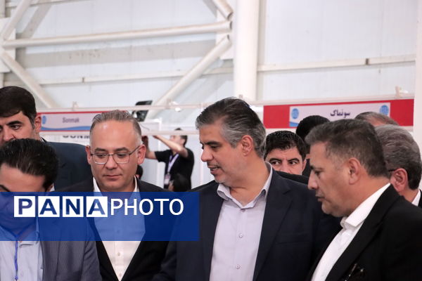 هفدهمین نمایشگاه بین‌المللی سنگ ایران در شهر نیم ور افتتاح شد