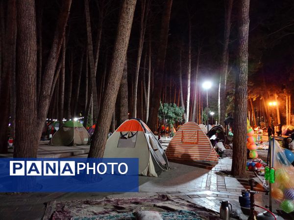 تابستان و شور و شوق مسافران در کاشمر