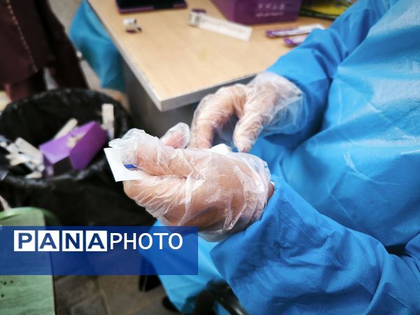 وارنیش فلوراید در دبستان شطیطه2