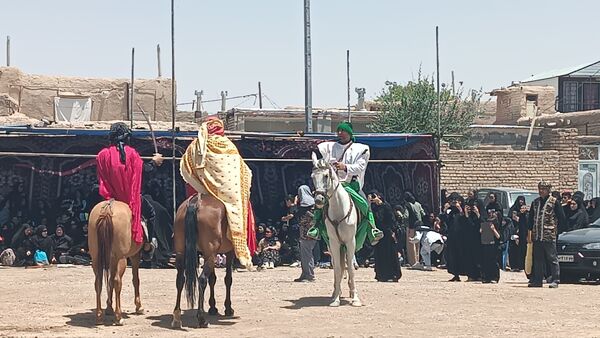 شام غریبان در  میدان منطقه سرولایت روستای سلطان آباد 