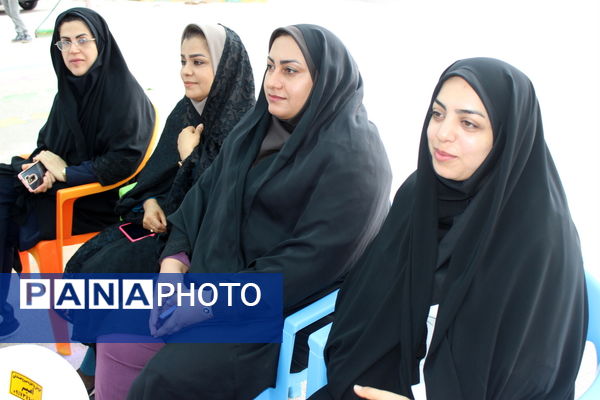 زنگ سپاس معلم در بوشهر