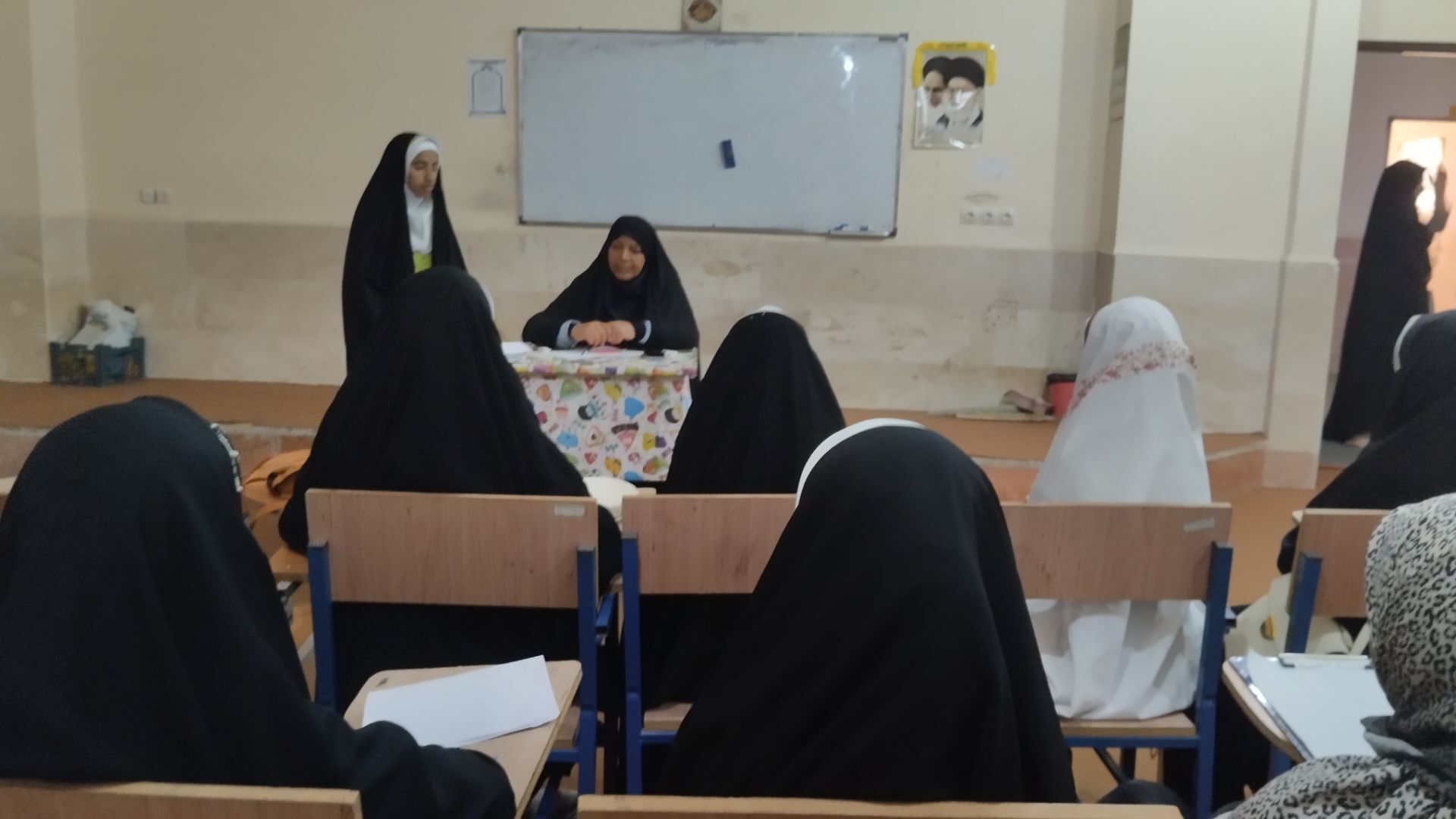 مسابقات قرآن، عترت و نماز مقطع ابتدایی در میناب