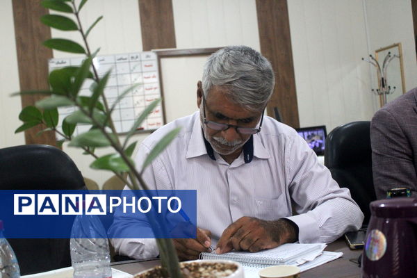 نشست هم‌اندیشی معاونت پرورشی و فرهنگی و مدیران اردوگاه‌های استان بوشهر