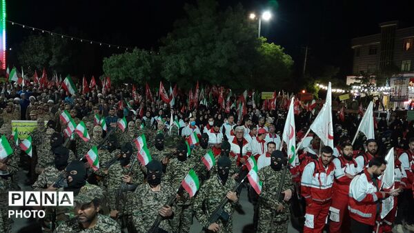 ازدرگزین تا میدان رزمایش؛ نمایش اقتدار درگزینی‌ها در رزمایش ۲ هزار نفری