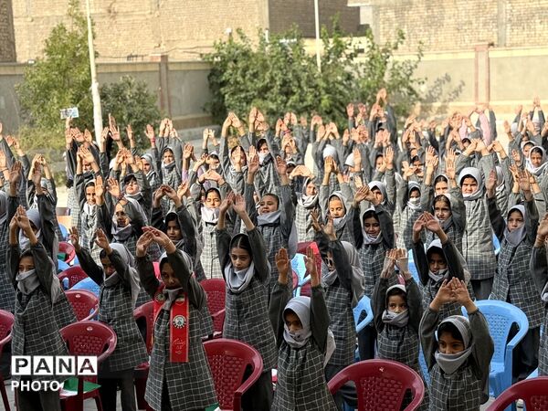 جشن عاطفه‌ها در مدارس شهرستان ابرکوه