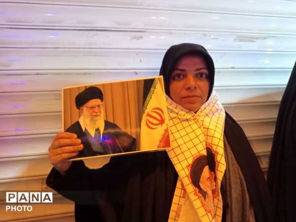 شبی پرشور در حسینیه امام خمینی (ره) نیشابور