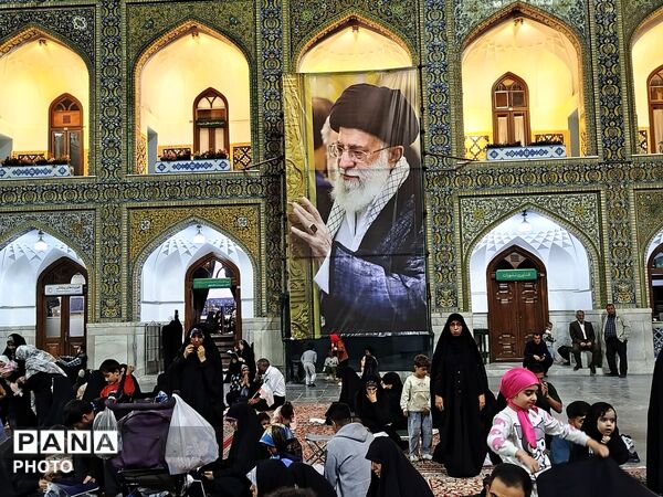 مراسم یادبود شهدا و دهه کرامت در حرم مطهر رضوی 
