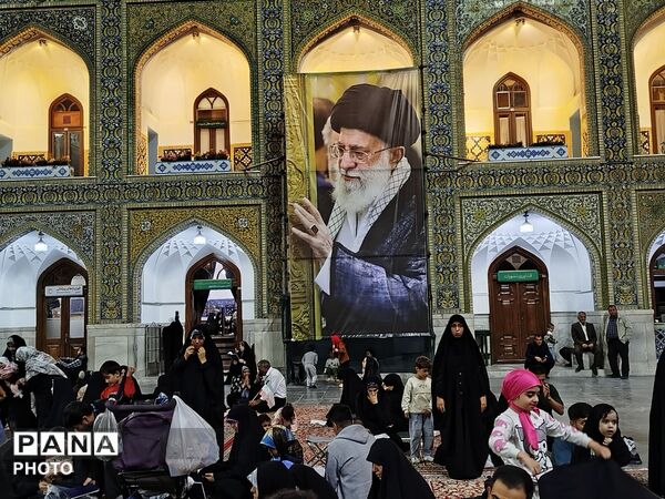 مراسم یادبود شهدا و دهه کرامت در حرم مطهر رضوی 