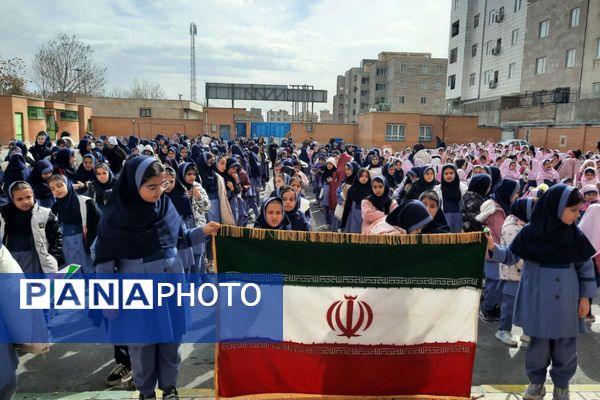 از کلاس درس تا شکوه انقلاب؛ شور دانش آموزی،  شور فجر