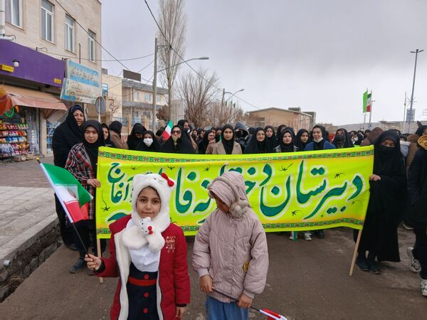 راهپیمایی ۲۲ بهمن ، جلوه‌ای از وحدت و انسجام مردم غیرتمند چاراویماق 