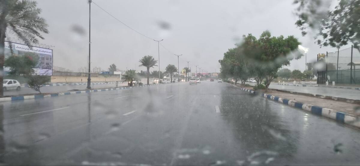 بارش باران چهره بندرعباس را پاییزی و دل‌انگیز کرد