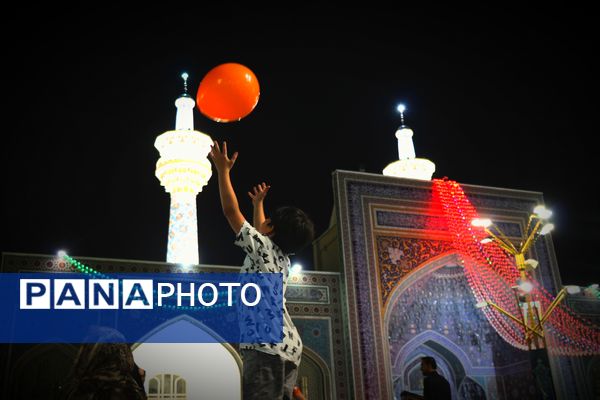 عید امامت در حرم امام رضا(ع)