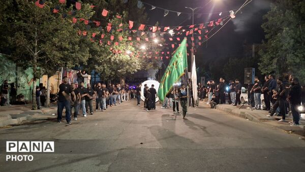 مراسم عزاداری شب عاشورا در هیئت جوانان حضرت ابوالفضل(ع) نظرآباد