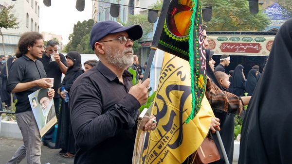 استقبال دلدادگان اباعبدالله الحسین (ع) از پیاده روی جاماندگان اربعین حسینی‌