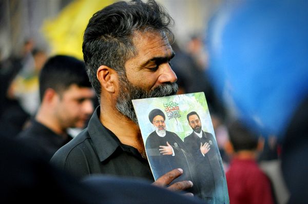 زیارت شهدای جمهور در حرم مطهر رضوی