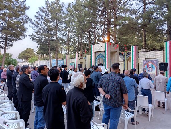 اولین سالگرد شهید محرم هادی میرآبادی بر سر مزارش برگزار شد  