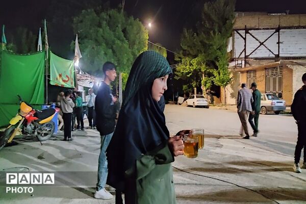 خدمت رسانی موکب حسینیه شهدای شهر بار نیشابور در اجتماعات شبانه