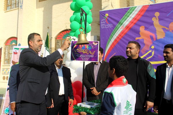 زنگ تربیت‌بدنی و ورزش در دبستان شهید باهنر پسرانه بوشهر 