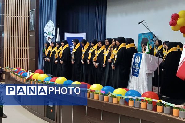 تجلیل از مربیان و دانش‌آموزان برتر شهرستان جم