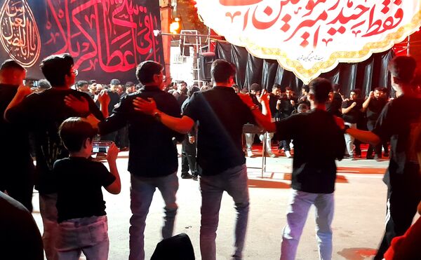 عزاداری باشکوه مردم شهر بن 