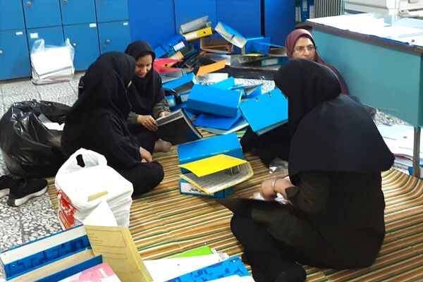 دبیرستان فرزانگان قائمشهر به استقبال مهر رفت