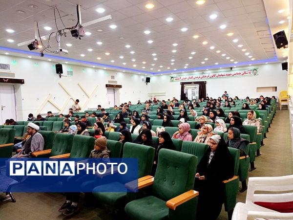 جلسه سفیران رسانه‌ای مدارس در کاشمر