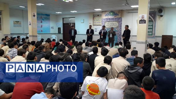 آشنایی با دنیای تراشکاری در دبیرستان ابوریحان بیرونی