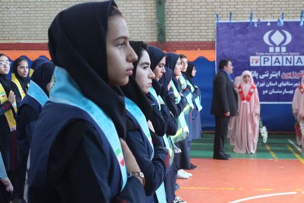 همایش یاوران انقلاب، پیشتازان مقاومت در بهارستان‌دو