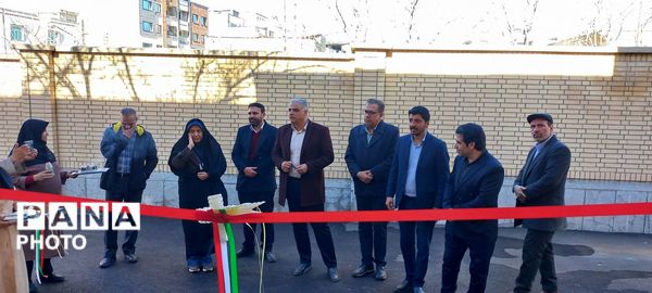 افتتاحیه کافه دخترانه «بابونه» در شهرکرد