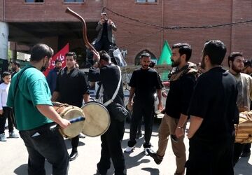 ارادت شورانگیز نظرآبادی‌ها در سوگ شهادت امام  جعفر صادق‌(ع)