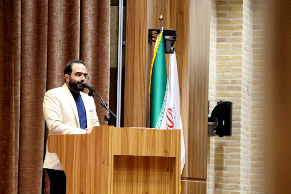 رونمایی از مستند علی نفتی دفاع مقدس در یزد