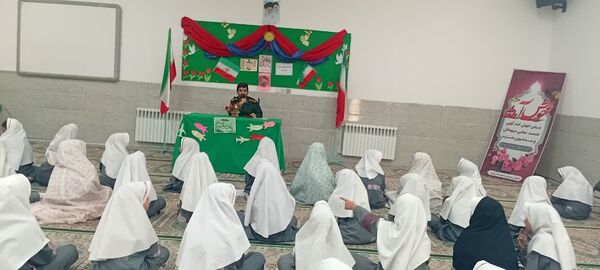 گرامیداشت هفته پدافند غیر عامل و بسیج دانش‌آموزی در دبستان عامل هوشمند زارچ