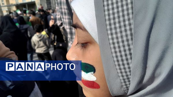 جشن انقلاب امسال پر شورتر از همیشه 